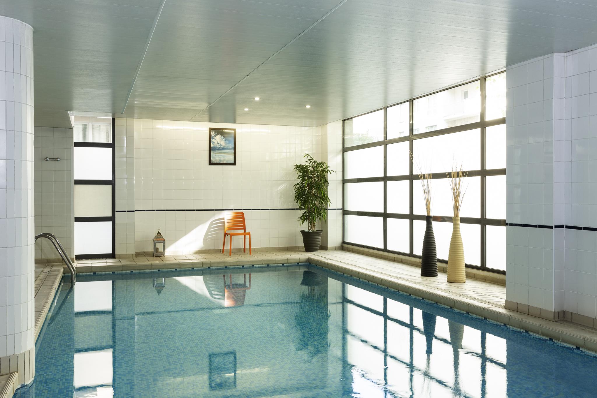 Aparthotel Adagio Access La Defense - Leonard De Vinci Курбевуа Экстерьер фото