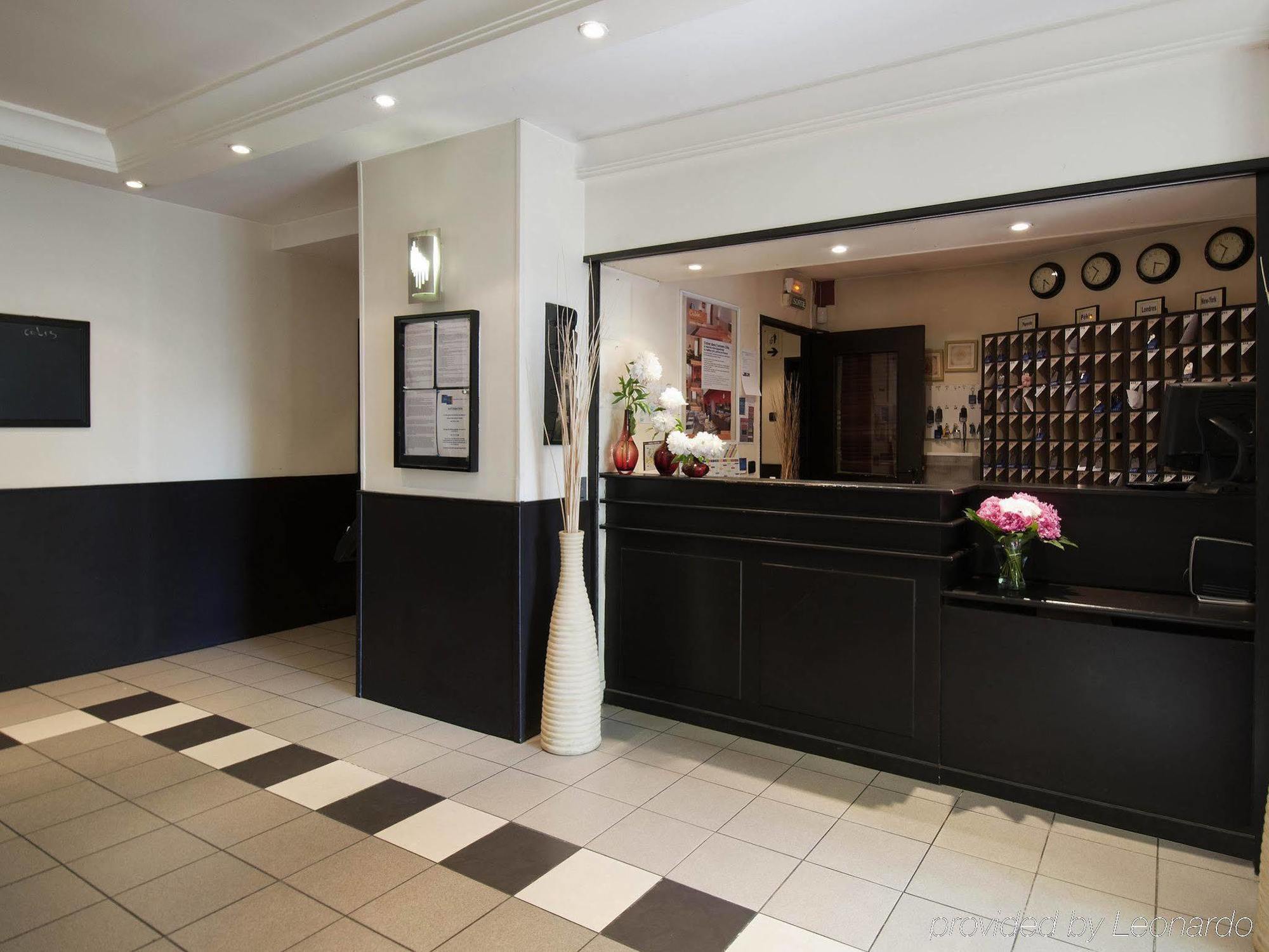 Aparthotel Adagio Access La Defense - Leonard De Vinci Курбевуа Экстерьер фото